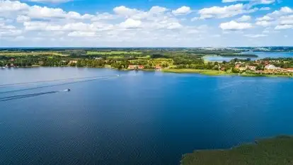 Poradnik - motorowodne Mazury - jeziora Święcajty, Stręgiel
