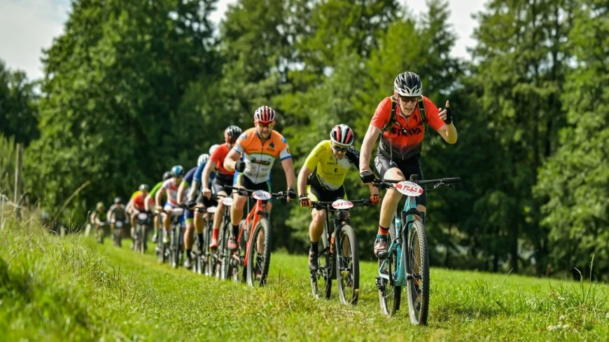 Łaciate Mazury MTB w Biskupcu. Sportowe emocje, nowa trasa i ostatnia szansa na punkty
