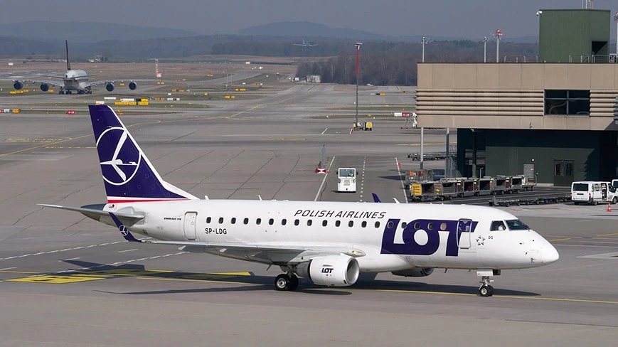 Co się dzieje, gdy pasażer spóźni się na samolot? 