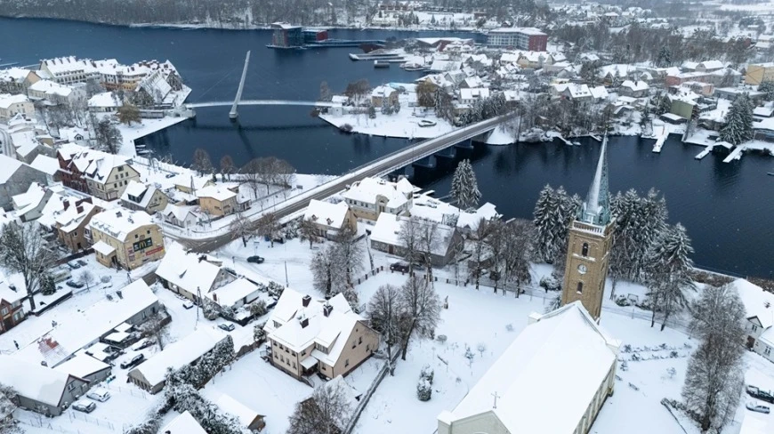 Sportowe emocje w rytmie zimowych tradycji – Szczytno i Mikołajki zapraszają na wyjątkowe biegi