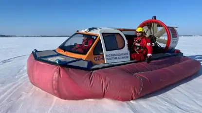 Zamarznięte jeziora pod lupą ratowników. Raport lodowy z Mazur