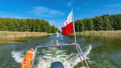 Pomoc Wodna na Mazurach - zdjęcie 9