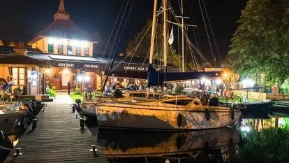 Noc w porcie Keja w Węgorzewie, sierpień 2021