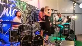 Three Generations w Wiosce Żeglarskiej Mikołajki - zdjęcie 1