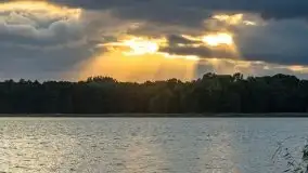Zachód słońca nad jeziorem Dobskim, wrzesień 2021 r. - zdjęcie 12