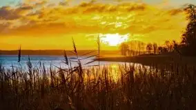 Wschód słońca nad jeziorem Święcajty, listopad 2021 r. - zdjęcie 2