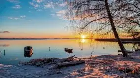 Grudniowy wschód słońca nad jeziorem Niegocin - zdjęcie 14