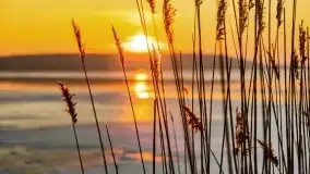 Styczniowy zachód słońca nad jeziorem Święcajty, 2022 r. - zdjęcie 5