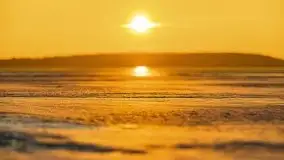 Styczniowy zachód słońca nad jeziorem Święcajty, 2022 r. - zdjęcie 8