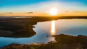 Zachód słońca nad jeziorem Kirsajty, marzec 2022 r. - zdjęcie 32