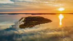 Zachód słońca nad jeziorem Dobskim, marzec 2022 r. - zdjęcie 17