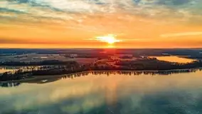 Zachód słońca nad jeziorem Dobskim, marzec 2022 r. - zdjęcie 7