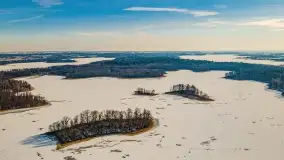 Jezioro Piłwąg w okowach lutowej zimy - zdjęcie 16