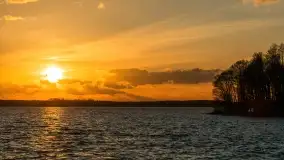 Zachód słońca nad jeziorem Dargin, przystań u Mielnika - zdjęcie 32