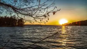 Zachód słońca nad jeziorem Dejguny, marzec 2022 r. - zdjęcie 33