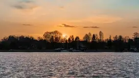 Zachód słońca nad jeziorem Boczne, widoczny z Rydzewa - zdjęcie 26