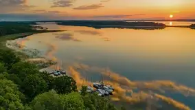 Wschód słońca nad jeziorem Mamry, Stanica Wodna Kietlice, czerwiec 2022 - zdjęcie 37