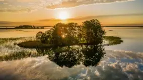 Wschód słońca nad jeziorem Mamry, Stanica Wodna Kietlice, czerwiec 2022 - zdjęcie 16