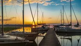 Wschód słońca nad jeziorem Mamry, Stanica Wodna Kietlice, czerwiec 2022 - zdjęcie 14