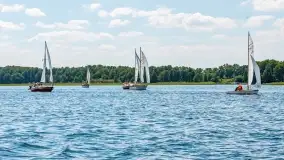 Zlot Oldtimerów, Port Trygort, czerwiec 2022 - zdjęcie 9