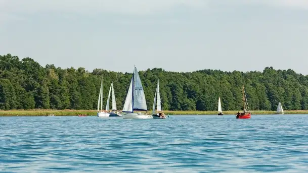 Regaty klubu Jacht Oldtimer, Kisajno, sierpień 2022 - zdjęcie 6