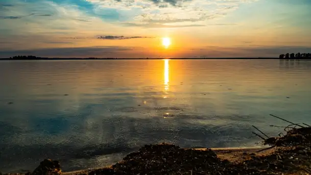 Zachód słońca nad jeziorem Dobskim w Fuledzie, czerwiec 2022 - zdjęcie 8