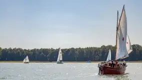 XXIII Zlot Klubu Jacht Oldtimer na zdjęciach Bożeny Klonowskiej - zdjęcie 48