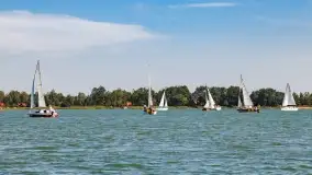 XXIII Zlot Klubu Jacht Oldtimer na zdjęciach Bożeny Klonowskiej - zdjęcie 16