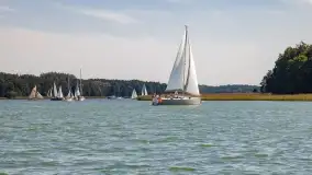 XXIII Zlot Klubu Jacht Oldtimer na zdjęciach Bożeny Klonowskiej - zdjęcie 43