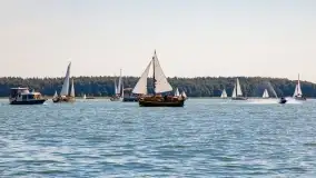 XXIII Zlot Klubu Jacht Oldtimer na zdjęciach Bożeny Klonowskiej - zdjęcie 21