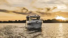 Nowy model jachtu motorowego LY 30+ już po testach na Mazurach - zdjęcie 5