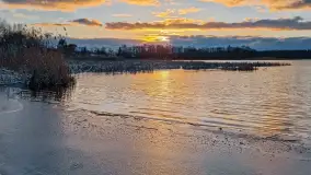 Zachód słońca nad jeziorem Duże Wilkasy, luty 2023 - zdjęcie 10