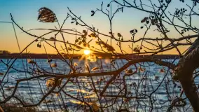 Zachód słońca nad jeziorem Kirsajty, luty 2023 r. - zdjęcie 2