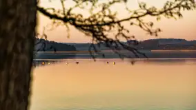 Wschód słońca nad jeziorem Dejguny, kwiecień 2023 r. - zdjęcie 44