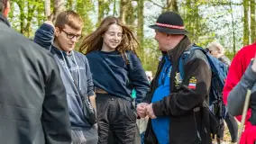 Przy Wilczym Szańcu posadzono 5000 dębów - zdjęcie 11