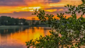 Zachód słońca nad jeziorem Tałty w Mikołajkach, czerwiec 2023 r. - zdjęcie 8