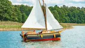 Oldtimery w Strandzie i na jeziorze Kisajno, sierpień 2023 r. - zdjęcie 93