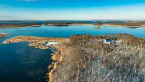 Zimowe Mazury z drona na różnych ujęciach - zdjęcie 1