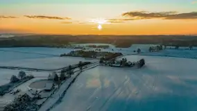 Wschód słońca w okolicach wsi Podlasie, grudzień 2023 r. - zdjęcie 33