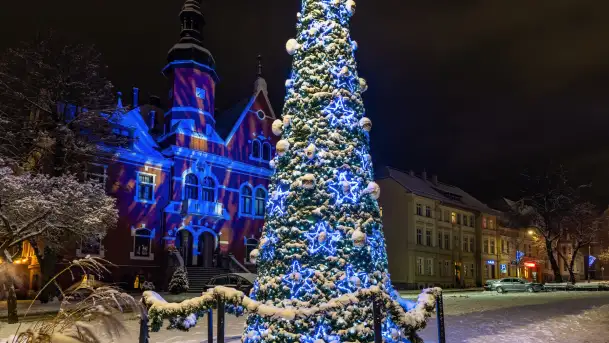 Zimowy Kętrzyn w nocy, styczeń 2024 r. - zdjęcie 7