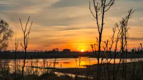 Mazurski zachód słońca odbity w rozlewiskach, luty 2024 r. - zdjęcie 12