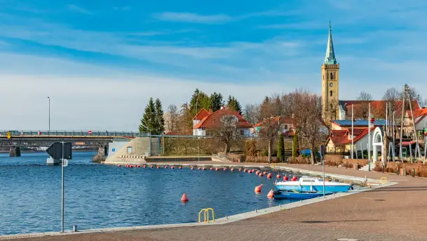 Spokojne Mikołajki w lutowe popołudnie - zdjęcie 1