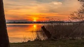 Zachód słońca nad jeziorem Tajty, marzec 2024 r. - zdjęcie 17