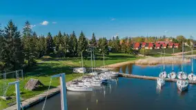 Port Ryn Marina Sośnica z drona, kwiecień 2024 r. - zdjęcie 8