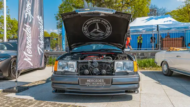Zlot fanów Mercedesa, Giżycko, kwiecień 2024 r. - zdjęcie 3
