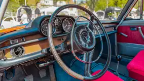 Zlot fanów Mercedesa, Giżycko, kwiecień 2024 r. - zdjęcie 57