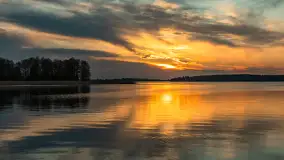Zachód słońca nad jeziorem Święcajty, kwiecień 2024 r. - zdjęcie 25