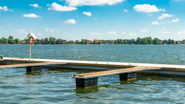 Pomosty pływające Karos – Lider w Budowie Pomostów na Mazurach - zdjęcie 8