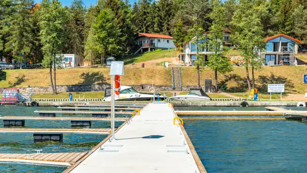 Pomosty pływające Karos – Lider w Budowie Pomostów na Mazurach - zdjęcie 6