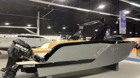 Nowoczesne rozwiązania połączone z tradycyjną techniką rzemieślniczą. Nikhen Yachts z nowymi modelami- NH 730 OPEN i NH 770 GRAN - zdjęcie 6